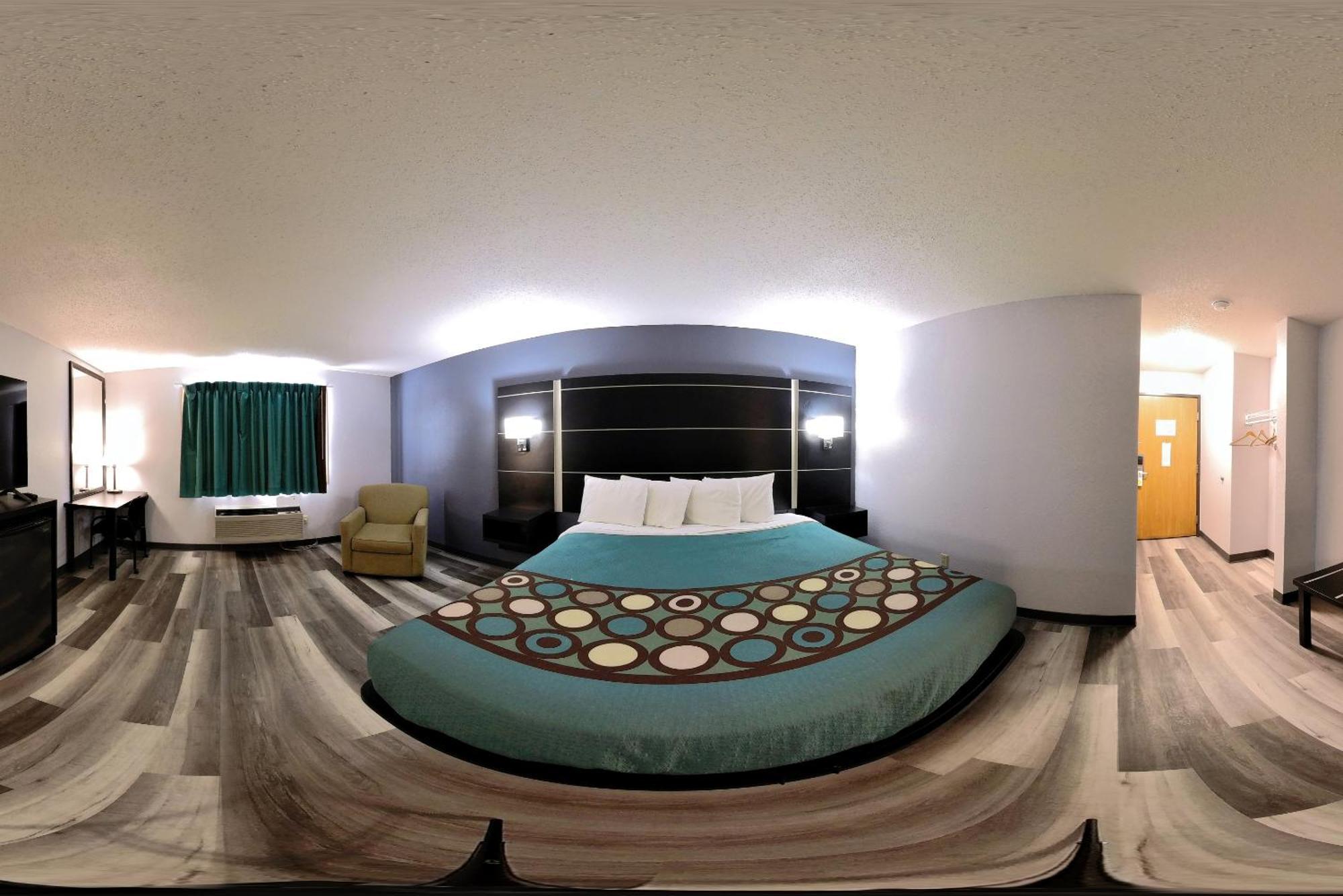 Motel Coratel & By Jasper New Richmond